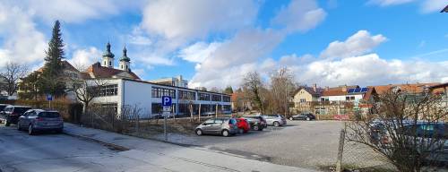 Greinwald-Parkplatz.jpg