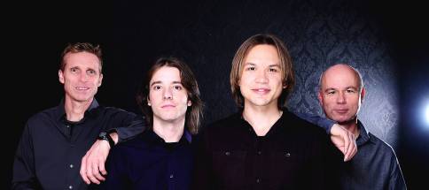 BarriosGuitarQuartet_Pressefoto-web.jpg