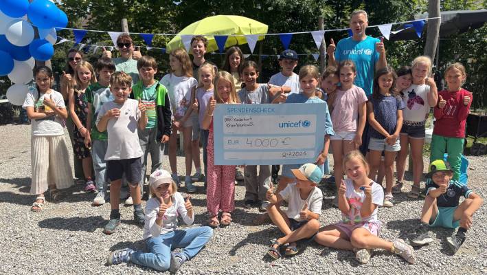 Unicef-Spenden-bergabe-1.jpg