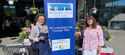 Krug-mit-Beate.jpg