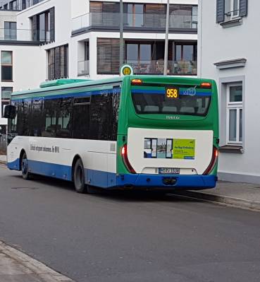 -Bushaltestelle5-Bahnhof.jpg