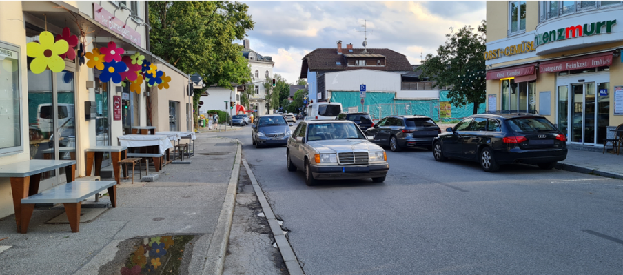 Ortszentrum-Autos.png