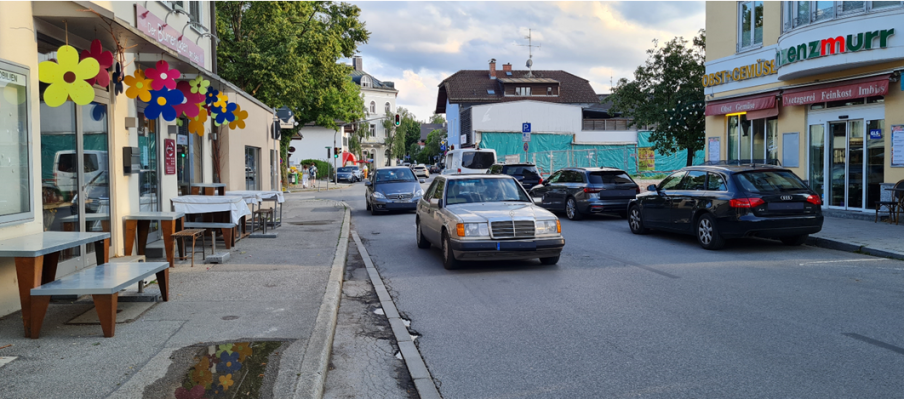 Ortszentrum-Autos.png