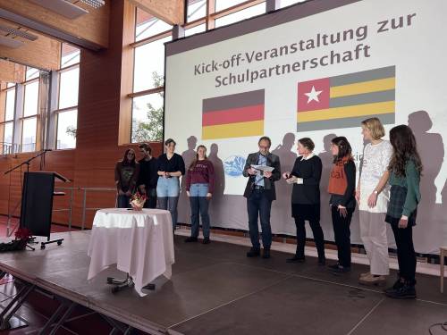 kick-off_urkunden-unterzeichnung0.jpeg