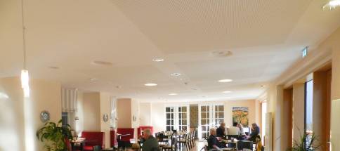 Cafe-2.jpg