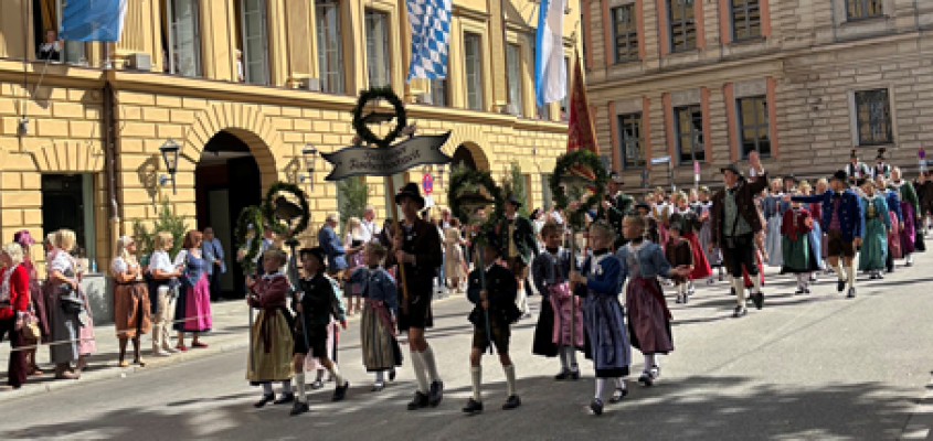 Wiesnzug-26-16.png
