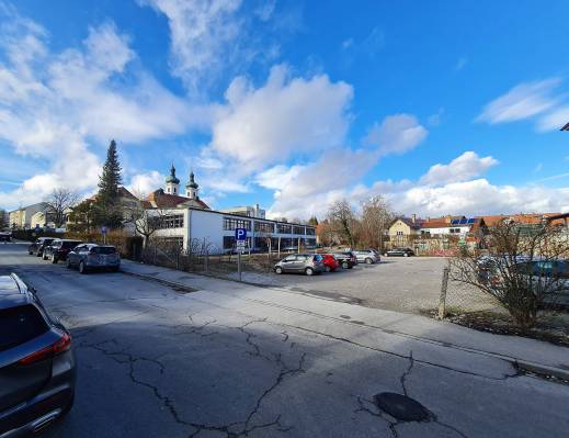 Greinwald-Parkplatz--2-.jpg