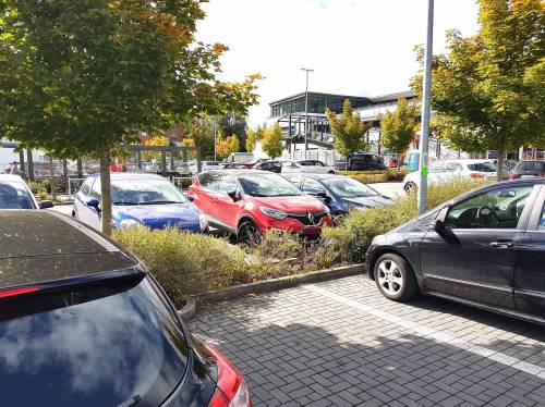 Edeka-Parkplatz3.jpg